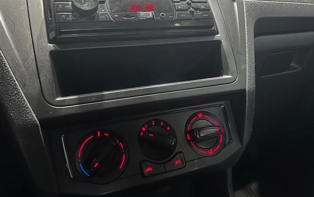 imagem-https://www.socarrao.com.br/sc-vehicle-images-prod/2201478/1786536394758-8197374_12_B_e5f1faa9df.jpeg