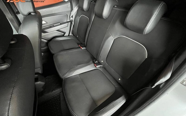 imagem-https://www.socarrao.com.br/sc-vehicle-images-prod/2201499/1783791069708-8199064_0_B_b777697d25.jpeg