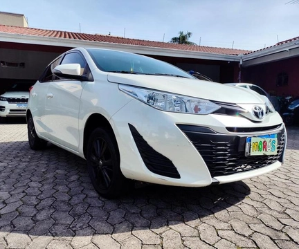 Toyota Yaris 2020 Branco — foto 1 de 3