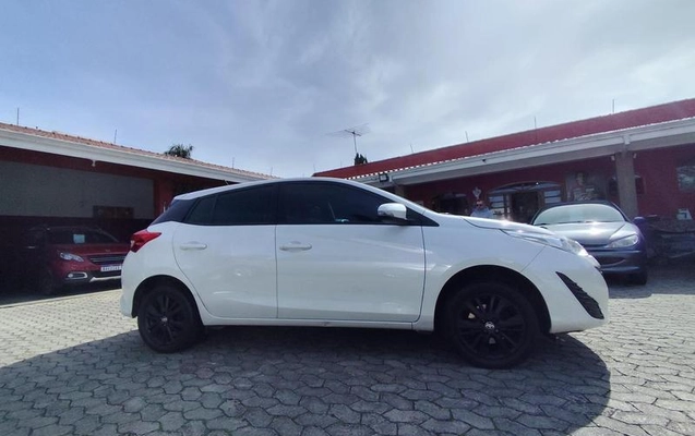imagem-https://www.socarrao.com.br/sc-vehicle-images-prod/2201811/1781808412450-8199414_5_B_0a7ef3a268.jpeg