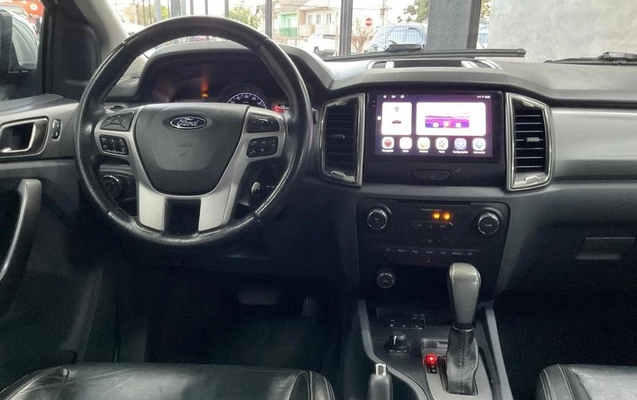imagem-https://www.socarrao.com.br/sc-vehicle-images-prod/2202332/1788965520168-8199629_13_B_79aefd6964.jpeg