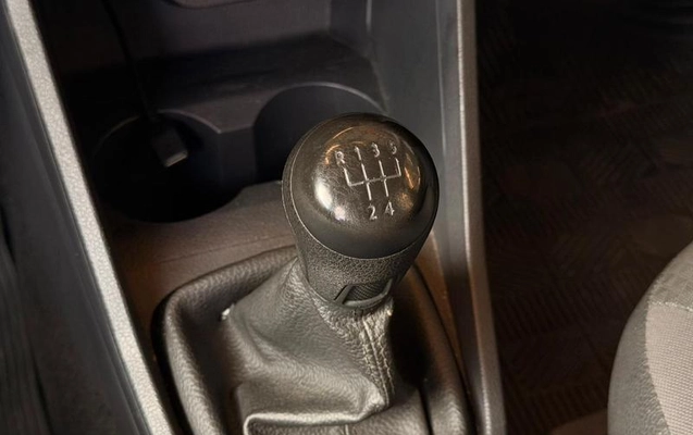 imagem-https://www.socarrao.com.br/sc-vehicle-images-prod/2202718/1788398779438-8189350_12_B_1df233b490.jpeg