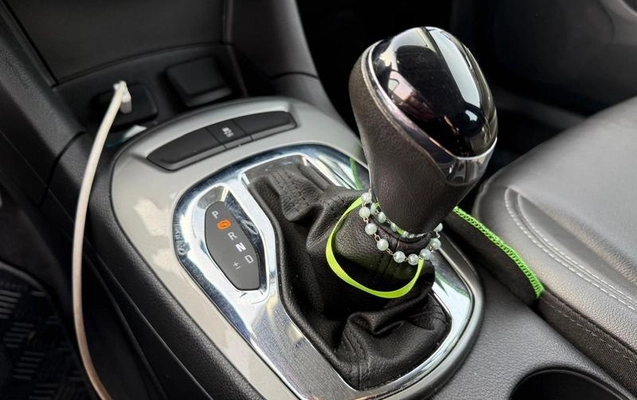 imagem-https://www.socarrao.com.br/sc-vehicle-images-prod/2202756/1789664526695-8199823_7_B_1b3ba3da5c.jpeg