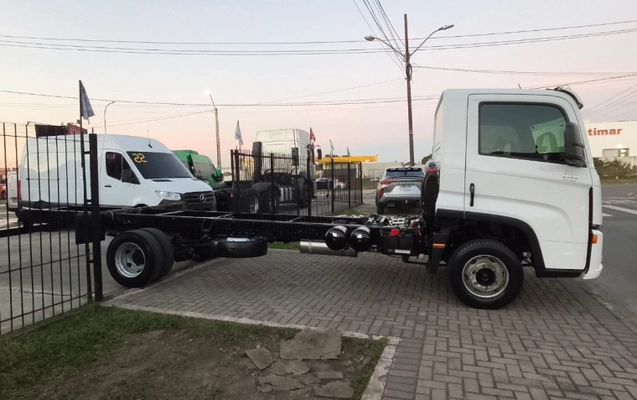imagem-https://www.socarrao.com.br/sc-vehicle-images-prod/2202794/1790359793410-LRbIxc2maM0u5qoqY0xEQiHB1EttMQWE.jpg