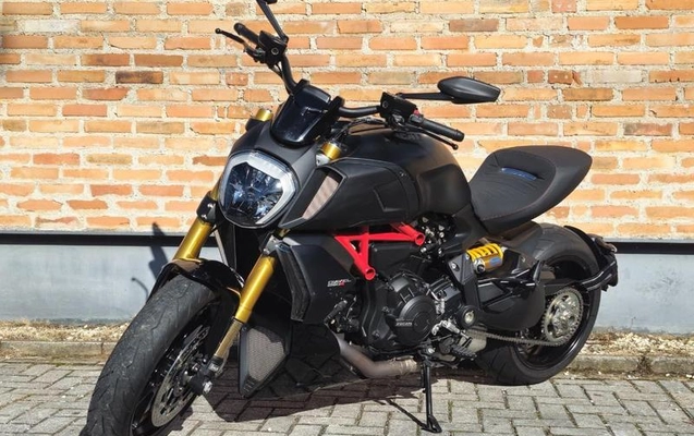imagem-https://www.socarrao.com.br/sc-vehicle-images-prod/2203126/1789482060750-8200047_0_B_5dfc916c97.jpeg
