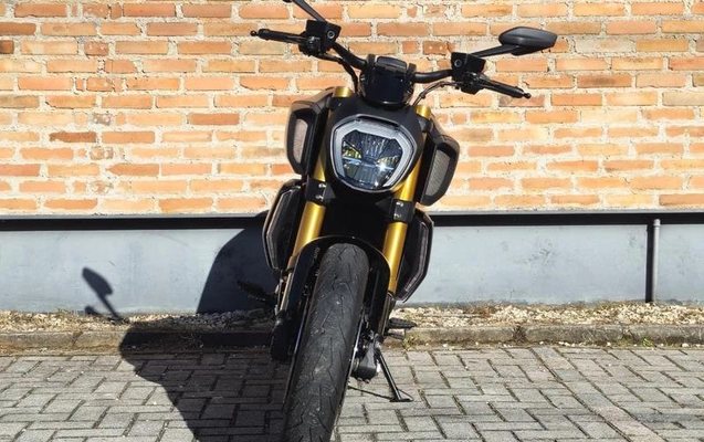 imagem-https://www.socarrao.com.br/sc-vehicle-images-prod/2203126/1789482060757-8200047_0_B_23ab2a207f.jpeg