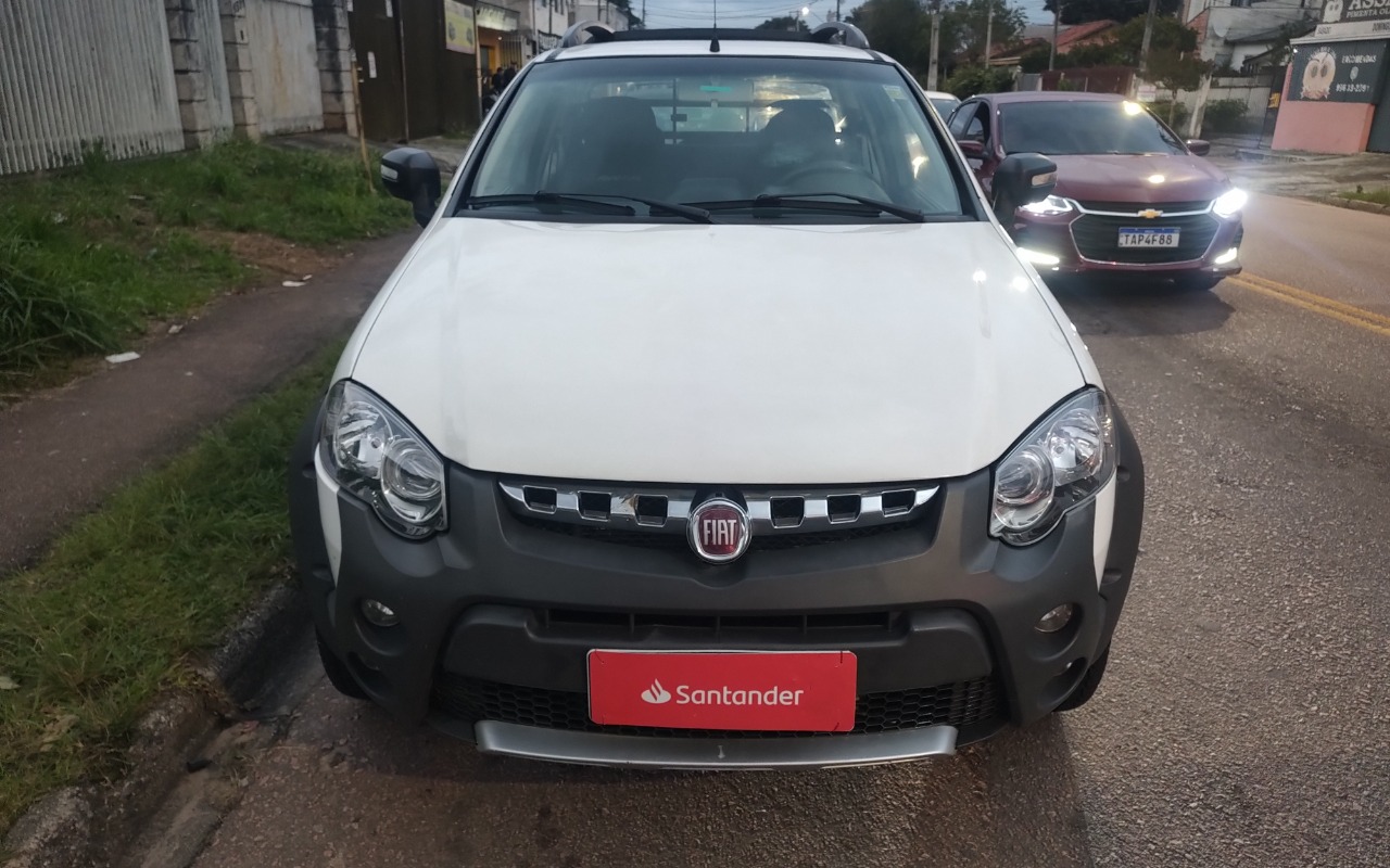 Fiat Strada Adv.1.8 16V LOCKER Dualo. Flex CD na cor Branco em Curitiba / PR - 2203634