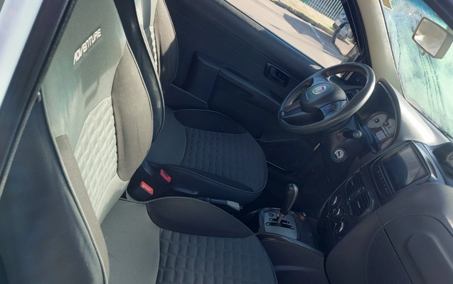 imagem-https://www.socarrao.com.br/sc-vehicle-images-prod/2203634/1781808475937-SU1HXzIwMjYwNjEzXzA5MjI0MDM2NV9IRFIuanBn.jpg