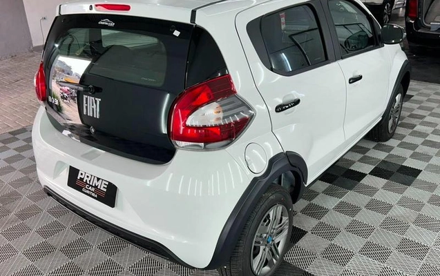 imagem-https://www.socarrao.com.br/sc-vehicle-images-prod/2203656/1786801758324-8200312_3_B_adbeec7467.jpeg