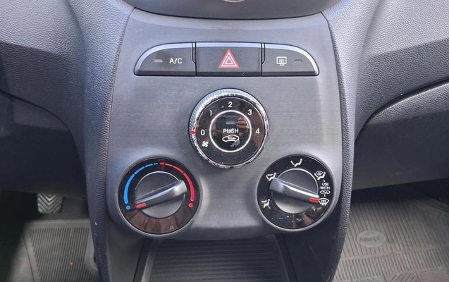 imagem-https://www.socarrao.com.br/sc-vehicle-images-prod/2203665/1788982675482-8168099_15_B_24292d5712.jpeg