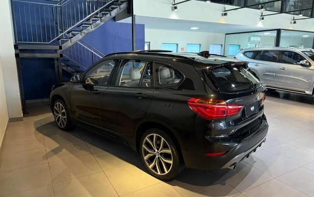 imagem-https://www.socarrao.com.br/sc-vehicle-images-prod/22037/1789150236671-7699147_6_B_54f70ad421.jpeg