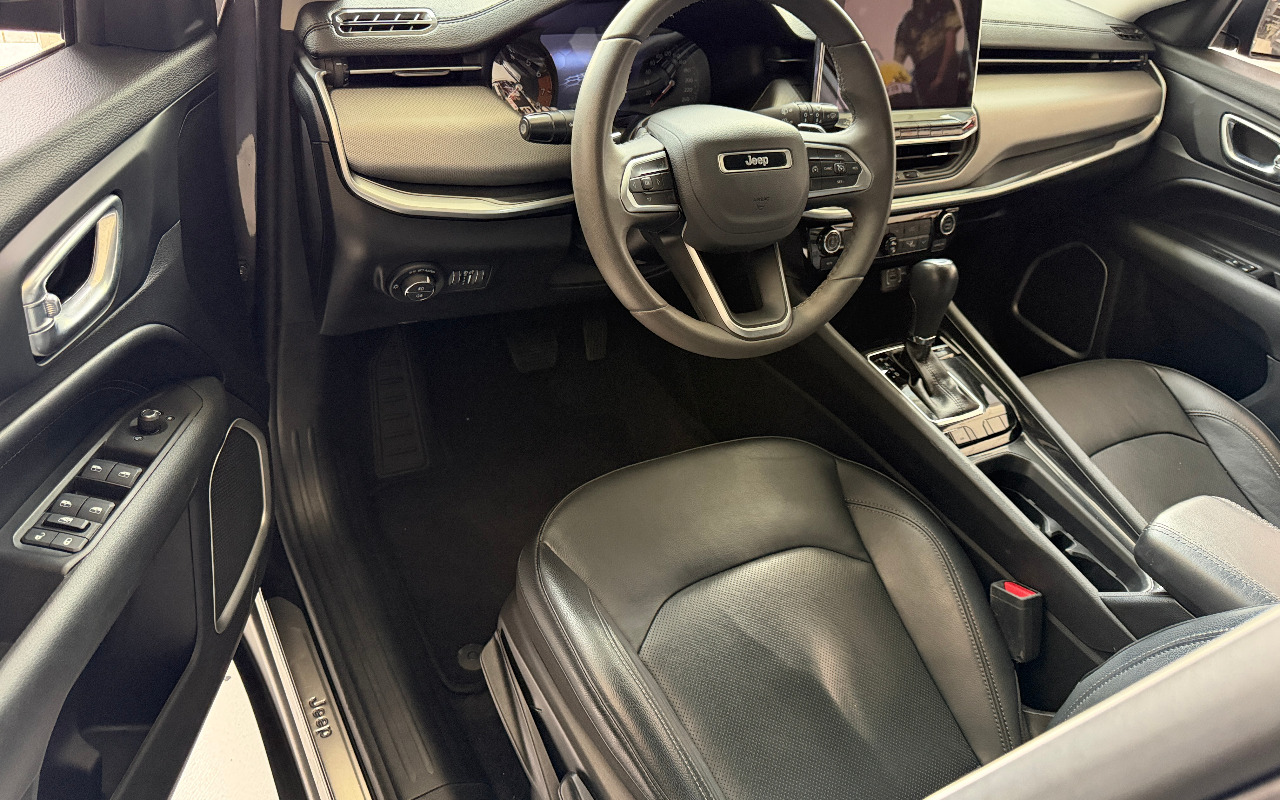 imagem-https://www.socarrao.com.br/sc-vehicle-images-prod/2203896/1781810248689-MjAyNjA2MThfMTgxMDM5Mjk2X2lPUy5qcGc.jpg