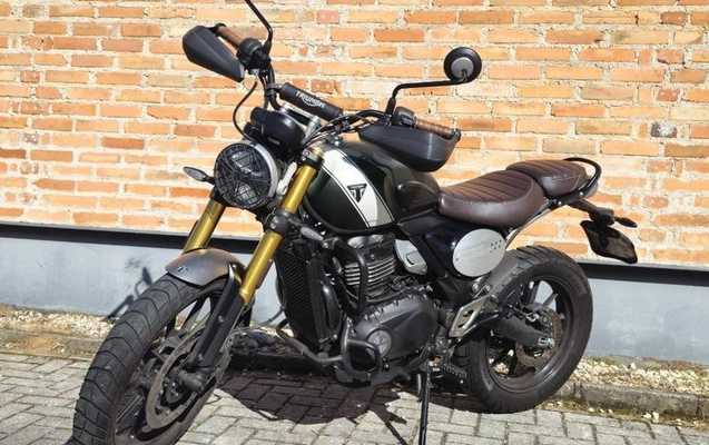 imagem-https://www.socarrao.com.br/sc-vehicle-images-prod/2204031/1789482064936-8200630_0_B_eefcc8a347.jpeg