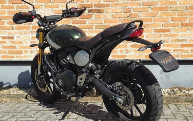 imagem-https://www.socarrao.com.br/sc-vehicle-images-prod/2204031/1789482064937-8200630_0_B_1bbe3e9516.jpeg