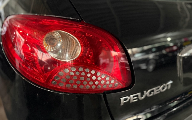 imagem-https://www.socarrao.com.br/sc-vehicle-images-prod/2204174/1787970924043-faf43845-20e4-45f2-875b-3964e8de9e41.jpg