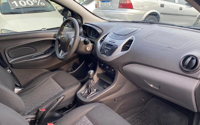 imagem-https://www.socarrao.com.br/sc-vehicle-images-prod/2204589/1788964529034-8190489_0_B_f79d6c7de3.jpeg