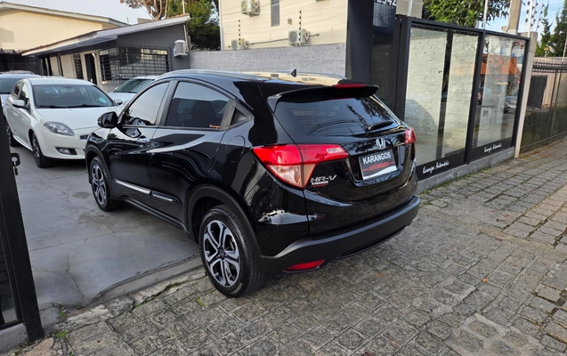 imagem-https://www.socarrao.com.br/sc-vehicle-images-prod/2204592/1781812450330-32ced52c-f259-4618-8c99-65404ba1b343.jpg