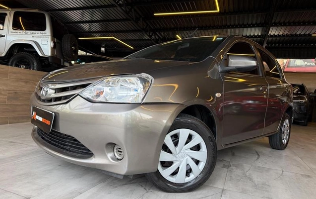 imagem-https://www.socarrao.com.br/sc-vehicle-images-prod/2204752/1785329165806-8173368_3_B_66805bc471.jpeg