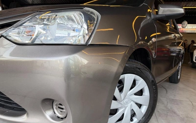 imagem-https://www.socarrao.com.br/sc-vehicle-images-prod/2204752/1785329165807-8173368_4_B_197320e4c2.jpeg