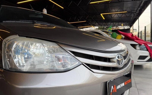 imagem-https://www.socarrao.com.br/sc-vehicle-images-prod/2204752/1785329165812-8173368_9_B_5f86764ba1.jpeg