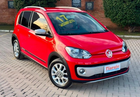 Volkswagen Up! 2017 Vermelho — foto 1 de 3