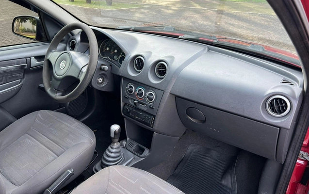 imagem-https://www.socarrao.com.br/sc-vehicle-images-prod/2204775/1781813398653-7d3f42ddd357416083d950835045a5a4_1781813292691.jpg