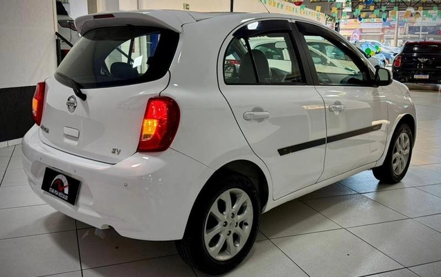 imagem-https://www.socarrao.com.br/sc-vehicle-images-prod/2204865/1788467899182-8201111_6_B_e82cdc239a.jpeg
