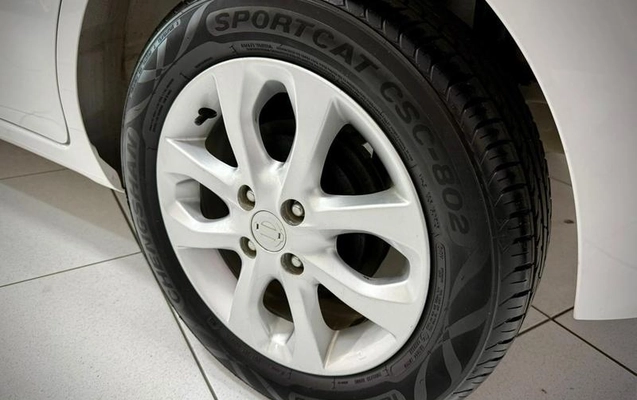 imagem-https://www.socarrao.com.br/sc-vehicle-images-prod/2204865/1788467899193-8201111_0_B_e30e7b3f70.jpeg