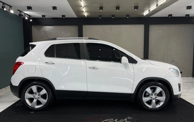 imagem-https://www.socarrao.com.br/sc-vehicle-images-prod/2204924/1790185931150-8129496_14_B_76e29a9a51.jpeg