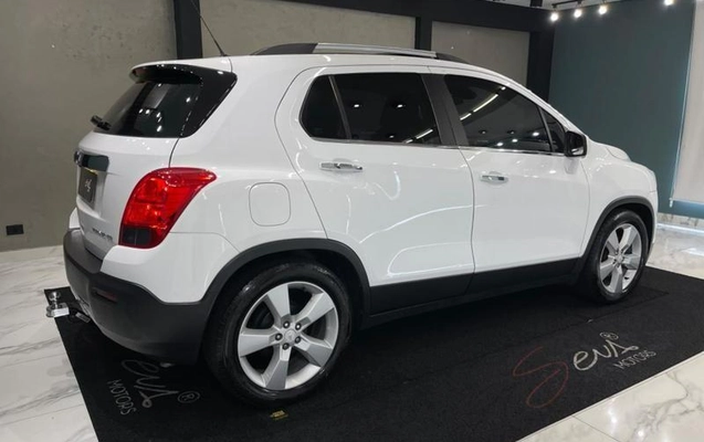 imagem-https://www.socarrao.com.br/sc-vehicle-images-prod/2204924/1790185931153-8129496_15_B_0435ec1bf4.jpeg