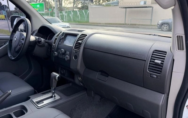 imagem-https://www.socarrao.com.br/sc-vehicle-images-prod/2204975/1784227052682-8200667_17_B_7d7ca8f122.jpeg