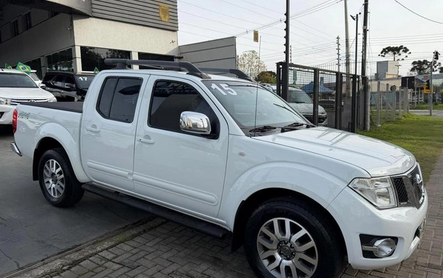 imagem-https://www.socarrao.com.br/sc-vehicle-images-prod/2204975/1784227052682-8200667_2_B_809847a6f5.jpeg