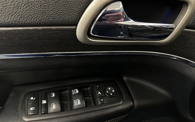 imagem-https://www.socarrao.com.br/sc-vehicle-images-prod/2204977/1790010295746-8200862_10_B_4fca81f76d.jpeg