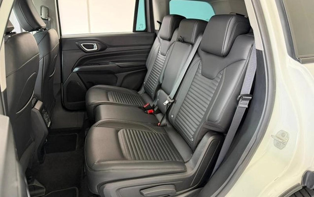 imagem-https://www.socarrao.com.br/sc-vehicle-images-prod/2205143/1788181753057-8200526_4_B_fbf5cd6843.jpeg