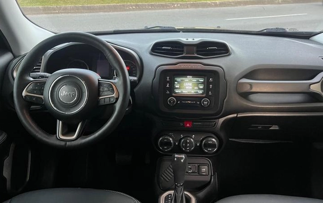 imagem-https://www.socarrao.com.br/sc-vehicle-images-prod/2205674/1786640604955-8199850_17_B_7c680f2496.jpeg