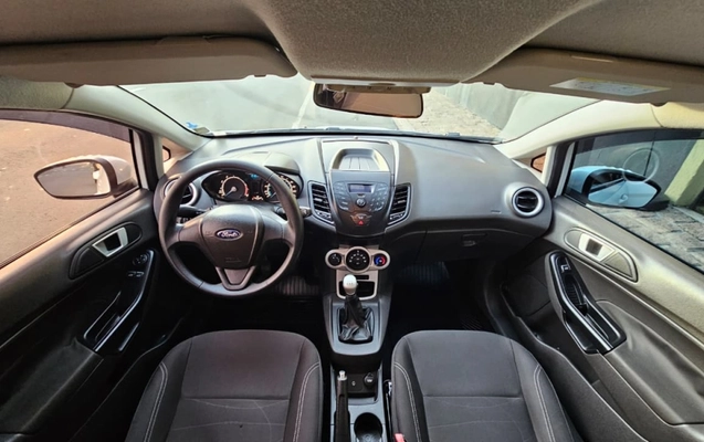 imagem-https://www.socarrao.com.br/sc-vehicle-images-prod/2205703/1781816085046-r9Qqfbov9HbIUmiZXosBdbssb2sq8okV.jpg