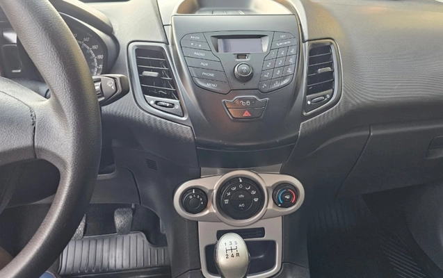 imagem-https://www.socarrao.com.br/sc-vehicle-images-prod/2205703/1781816085053-KPZVBRy5oz2hpQteBEWEibg65ggDS0hj.jpg
