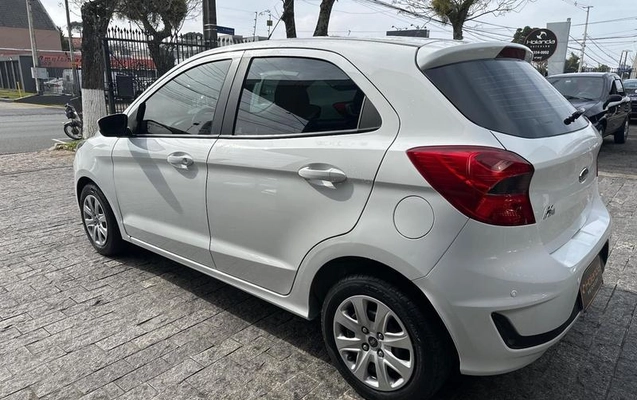 imagem-https://www.socarrao.com.br/sc-vehicle-images-prod/2206106/1789226389327-8186257_5_B_9856dc0030.jpeg