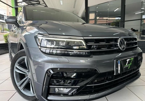 Volkswagen Tiguan 2019 Cinza — foto 1 de 3