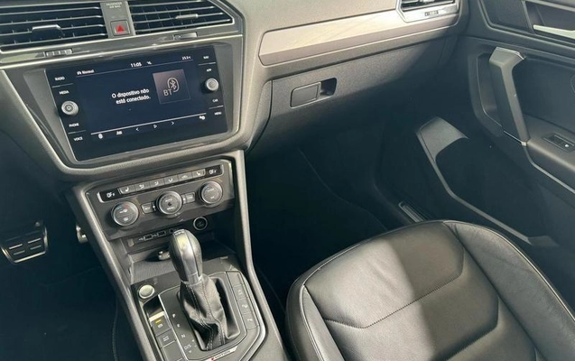 imagem-https://www.socarrao.com.br/sc-vehicle-images-prod/2206358/1788623988507-7615917_12_B_ece8c6cea6.jpeg