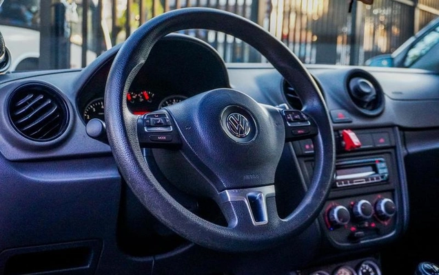 imagem-https://www.socarrao.com.br/sc-vehicle-images-prod/2214/1773344773202-7354702_16_B_49bccbcef1.jpeg