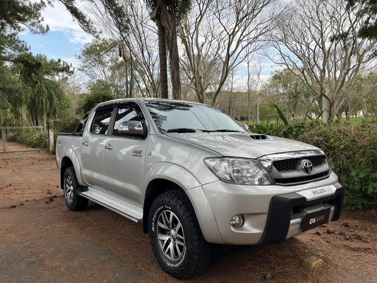 Toyota Hilux CD SRV D4-D 4x4 3.0 TDI Diesel Aut na cor Cinza em Campina Grande do Sul / PR - 22201