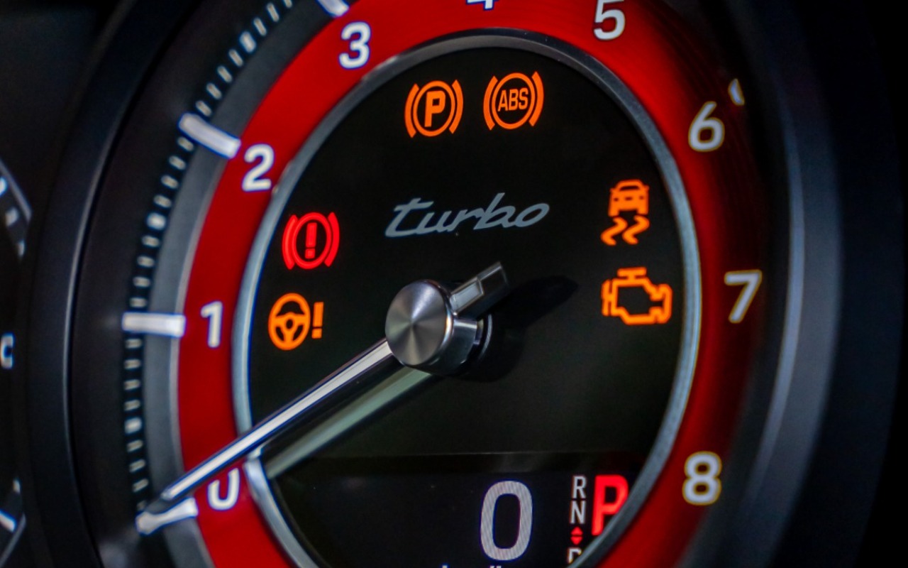 imagem-https://www.socarrao.com.br/sc-vehicle-images-prod/2222389/1781872002882-V2hhdHNBcHAgSW1hZ2UgMjAyNi0wNi0xOCBhdCAxMi4wNC4wMCAoMSkuanBlZw.jpeg