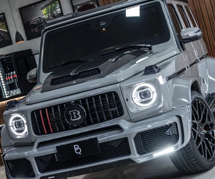 Mercedes-Benz G-63 AMG 2023 Cinza — foto 1 de 3