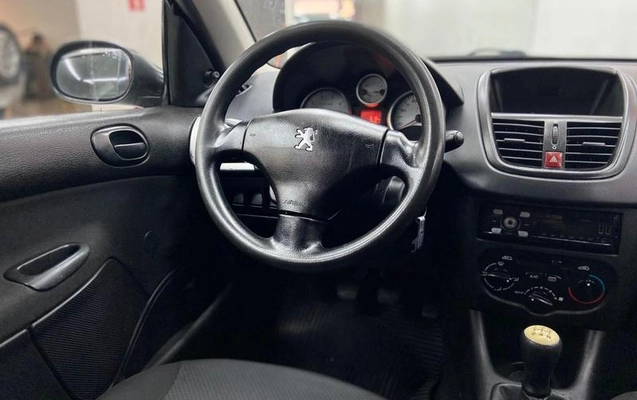 imagem-https://www.socarrao.com.br/sc-vehicle-images-prod/2223967/1786112958606-8186108_8_B_a9e429985b.jpeg