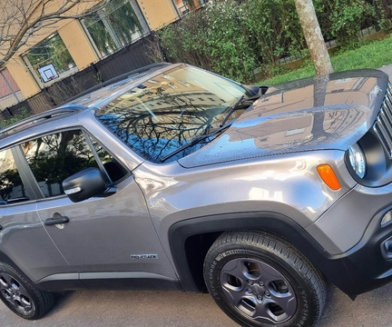 Jeep Renegade 2017 Cinza — foto 1 de 3