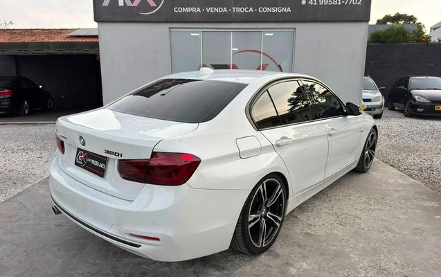 imagem-https://www.socarrao.com.br/sc-vehicle-images-prod/2225115/1790885795099-8183842_7_B_2fb6ca1224.jpeg