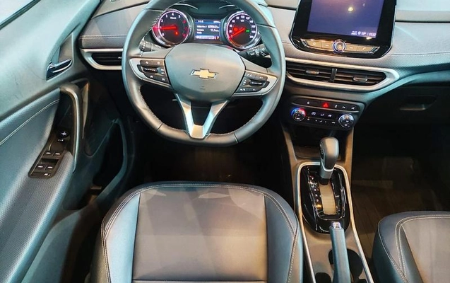 imagem-https://www.socarrao.com.br/sc-vehicle-images-prod/2225188/1787946259640-8174159_6_B_2d859b8de5.jpeg
