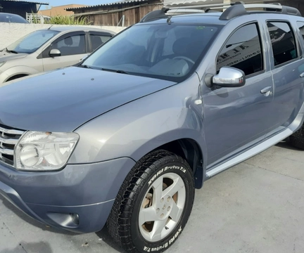 Renault Duster 2013 Cinza — foto 1 de 3