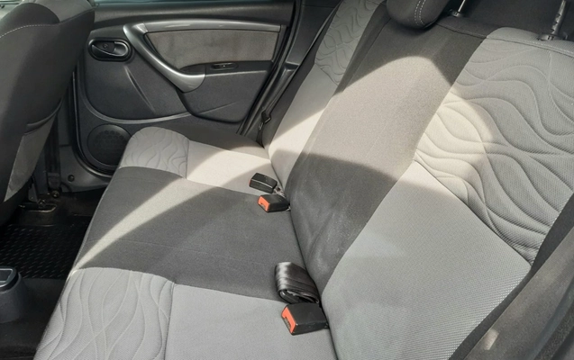 imagem-https://www.socarrao.com.br/sc-vehicle-images-prod/2225824/1781885037575-Ny5qcGVn.jpeg